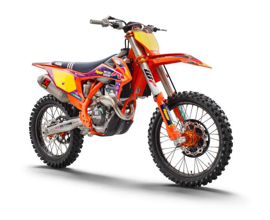 KTM 250 SX-F 2021 TLD được bán ra từ tháng 10 này tại các đại lý KTM 250 SX-F 2021 TLD được bán ra từ tháng 10 này tại các đại lý
