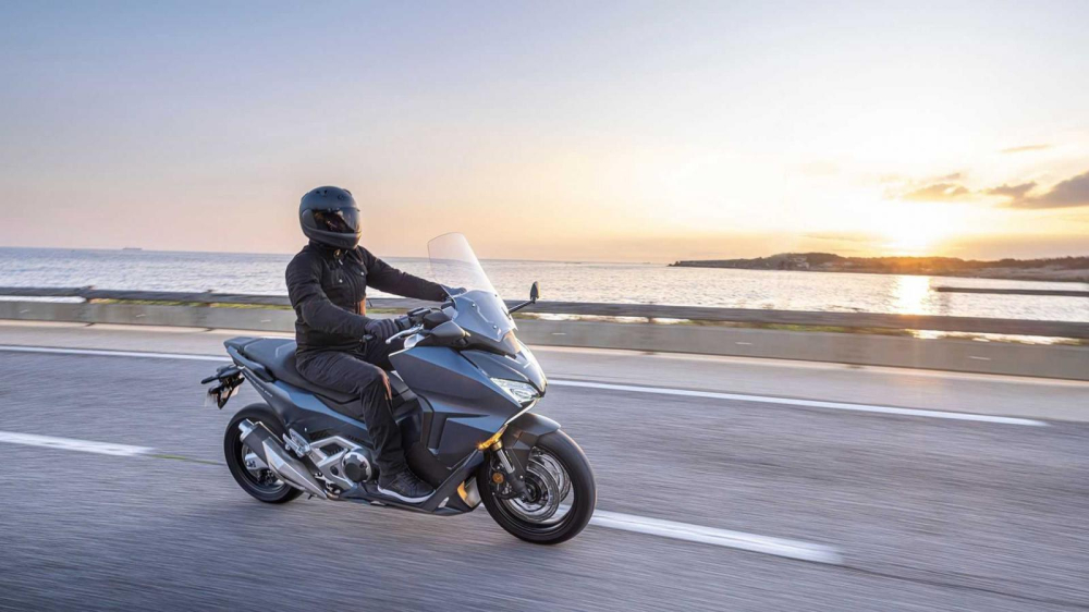 Honda Forza 750 có sức mạnh ấn tượng hơn cả Honda X-ADV