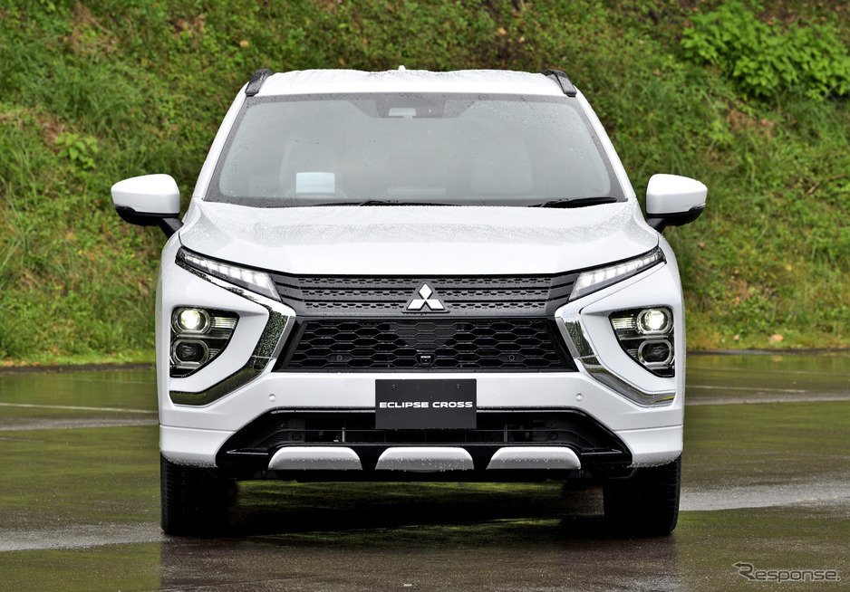 Cận cảnh thiết kế đầu xe của Mitsubishi Eclipse Cross 2021 Cận cảnh thiết kế đầu xe của Mitsubishi Eclipse Cross 2021