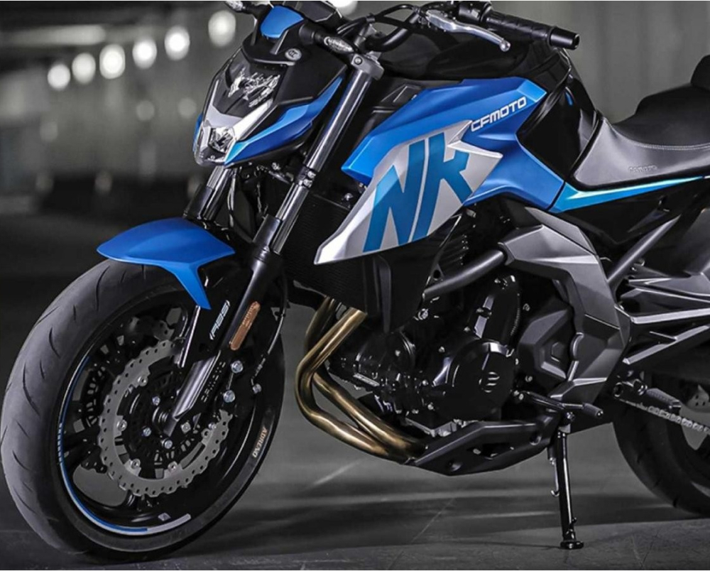 CFMoto 400NK
