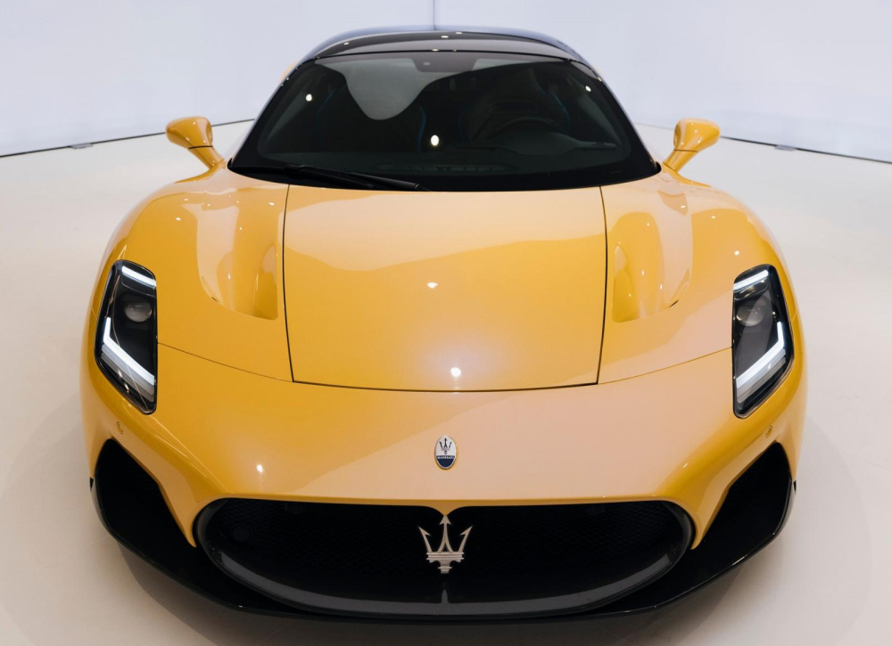 Trong khi đ&oacute;, gi&aacute; xe Maserati MC20 ở &Uacute;c l&ecirc;n đến gần 7,2 tỷ đồng