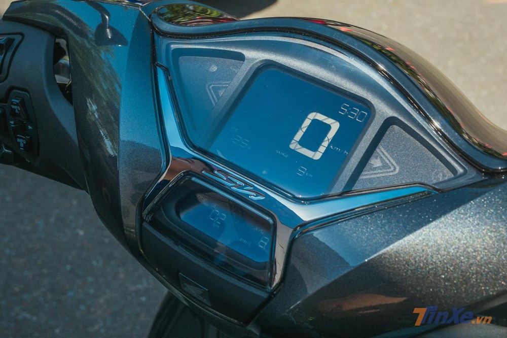 Honda SH 2020 c&oacute; khả năng kết nối với smartphone