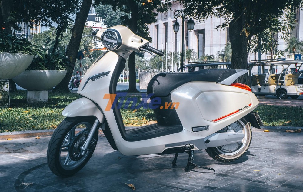 Xe m&aacute;y điện VinFast Klara