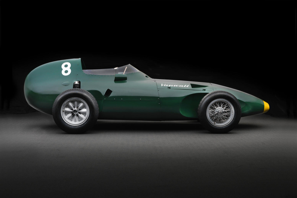 Vanwall chỉ chế tạo 6 chiếc xe đua mang tính kế tục như thế này