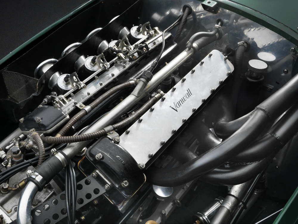 Khối động cơ Vanwall bên trong mỗi chiếc xe
