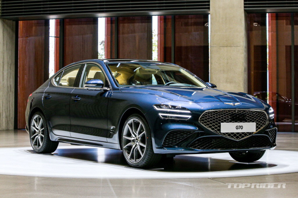 Genesis G70 2021 ra mắt thị trường H&agrave;n Quốc