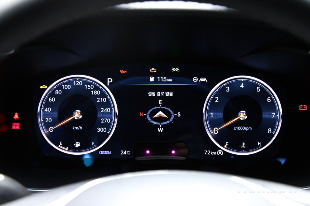 Đồng hồ của Genesis G70 2021