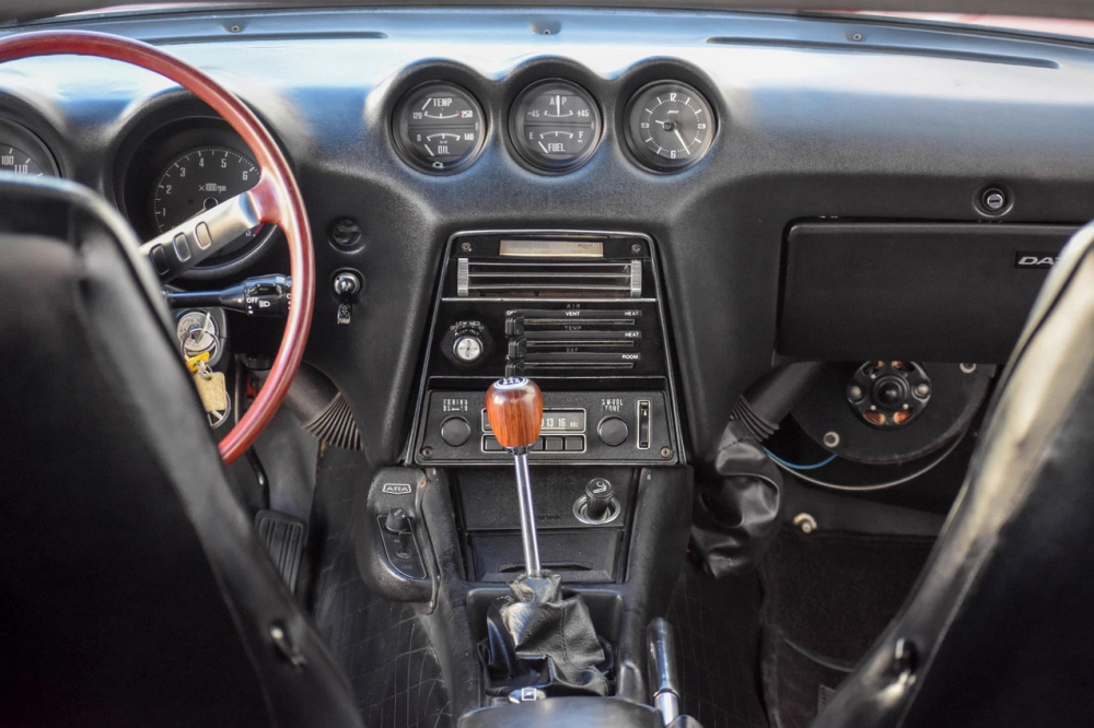 Nội thất của chiếc Datsun 240Z 1971 Nội thất của chiếc Datsun 240Z 1971