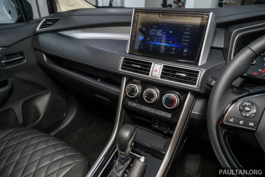 Mitsubishi Xpander c&oacute; gi&aacute; rẻ tại Malaysia