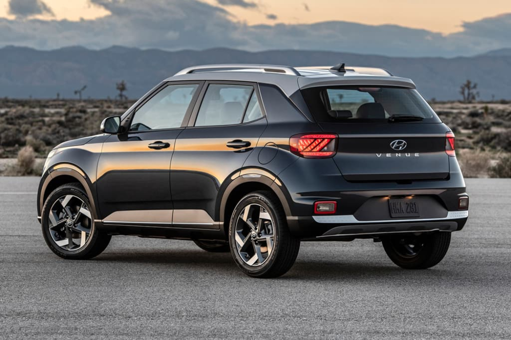 Hyundai Venue 2021 có đèn hậu khá độc đáo Hyundai Venue 2021 có đèn hậu khá độc đáo
