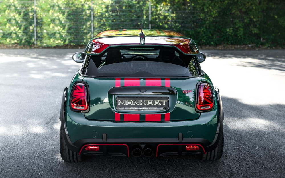Trực diện đuôi xe Mini John Cooper Works GP3 F350 độ bởi Manhart Trực diện đuôi xe Mini John Cooper Works GP3 F350 độ bởi Manhart