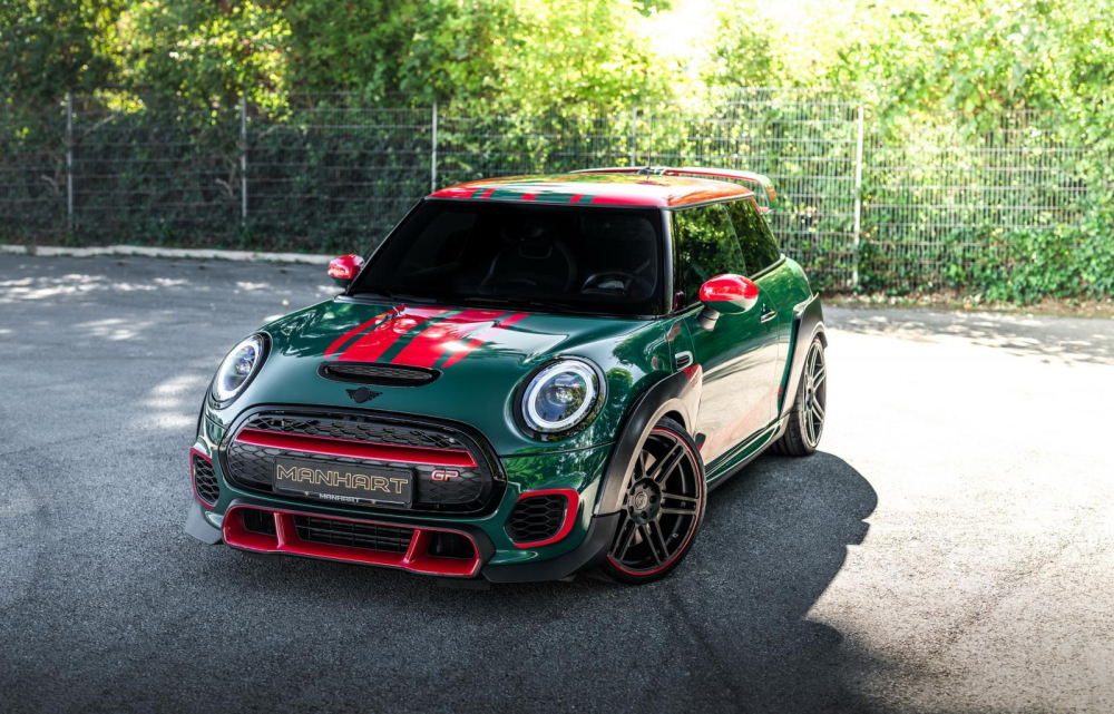 Phía trước của Mini John Cooper Works GP3 F350 độ bởi Manhart Phía trước của Mini John Cooper Works GP3 F350 độ bởi Manhart