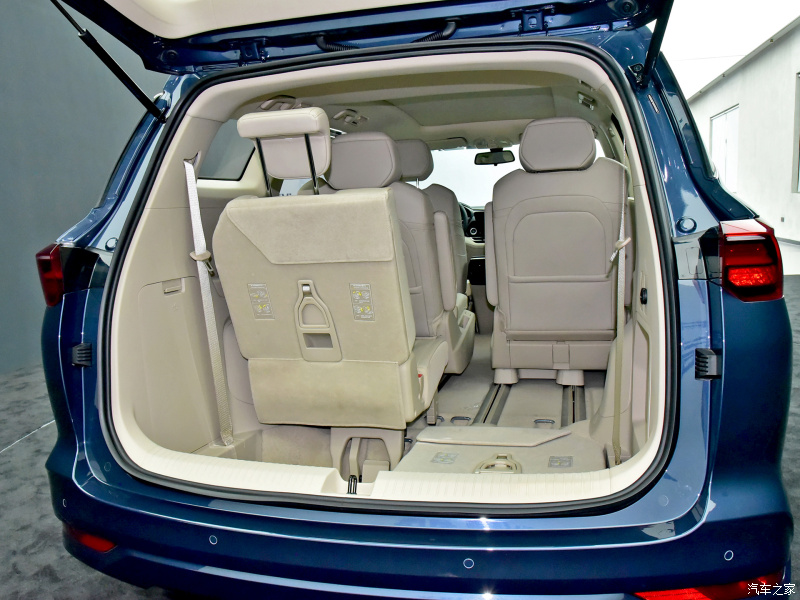 Wuling Victory 2021 bản 6 chỗ