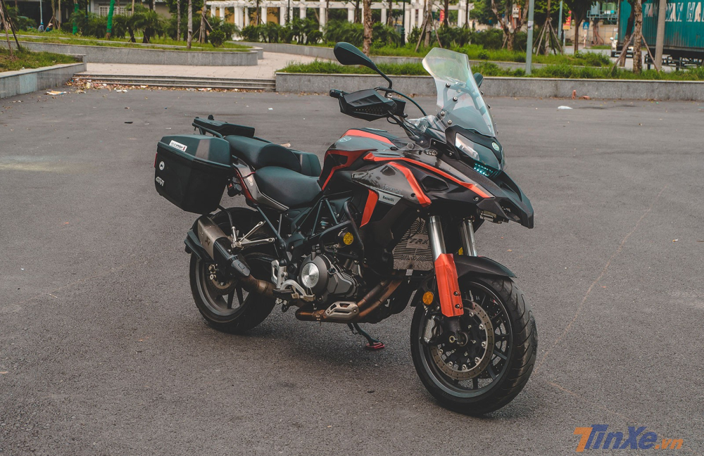 Benelli TRK 502