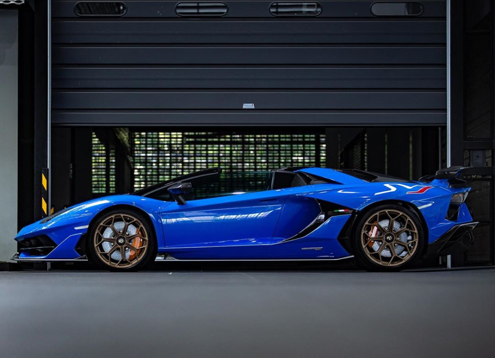 Lamborghini Aventador SVJ mui trần có giá tại Thái Lan hơn 37 tỷ đồng