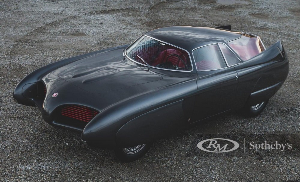 Ph&iacute;a trước của&nbsp;B.A.T. 5 1953