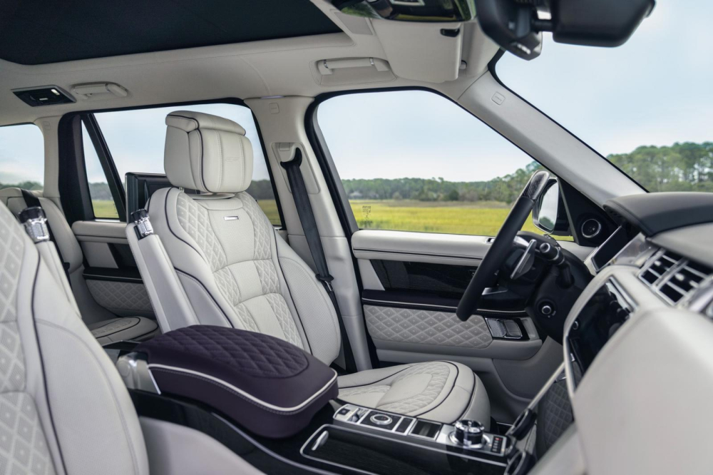Hàng ghế trước của Range Rover Autobiography Sandringham Edition