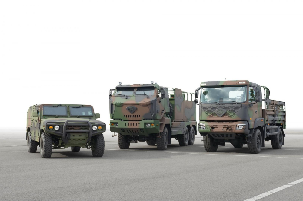 Kia tr&ecirc;n thực tế đ&atilde; tham gia mảng sản xuất xe qu&acirc;n sự trong v&agrave;i thập kỷ qua