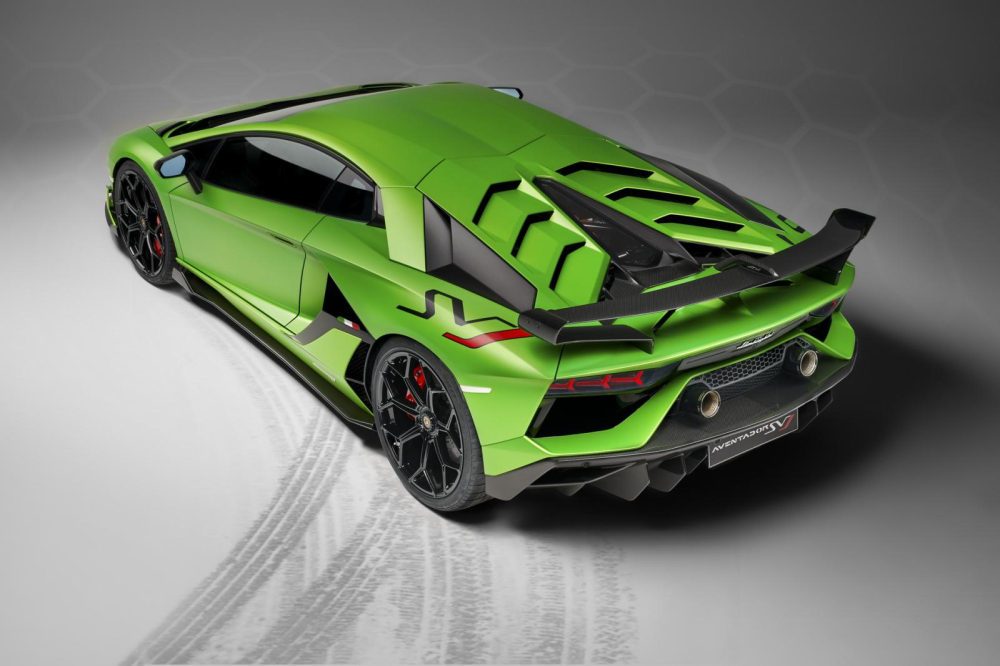 Cụ thể là có 4 chiếc Lamborghini Aventador SVJ 2020 nằm trong diện triệu hồi