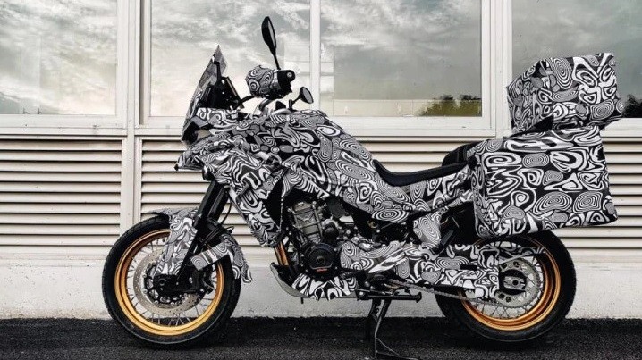 H&igrave;nh ảnh được chia sẻ hồi đầu năm của CFMoto 800MT