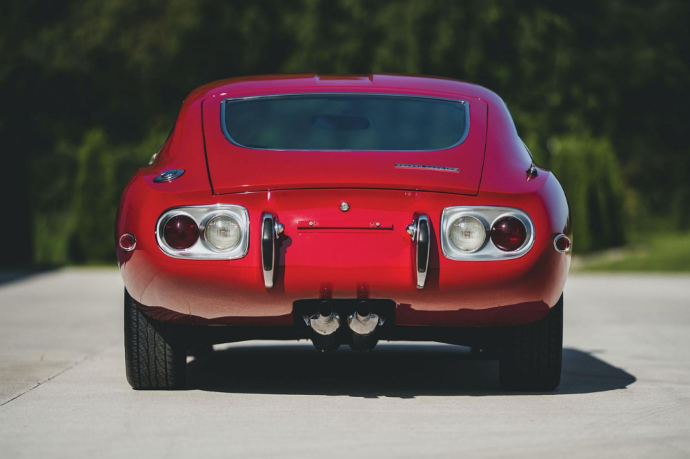 Trực diện đuôi xe Toyota 2000GT 1967 Trực diện đuôi xe Toyota 2000GT 1967