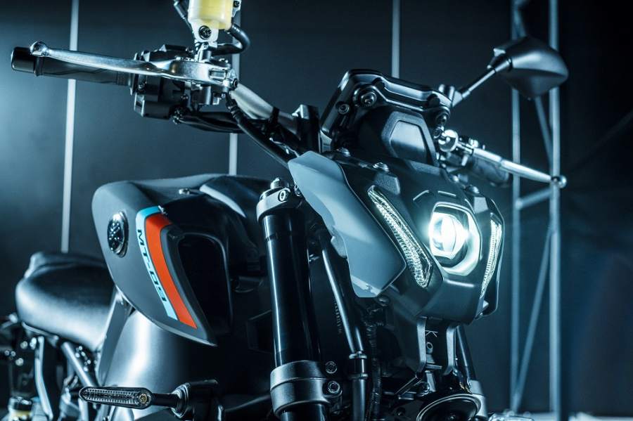 Đ&egrave;n pha mới g&acirc;y tranh c&atilde;i tr&ecirc;n Yamaha MT-09 2021