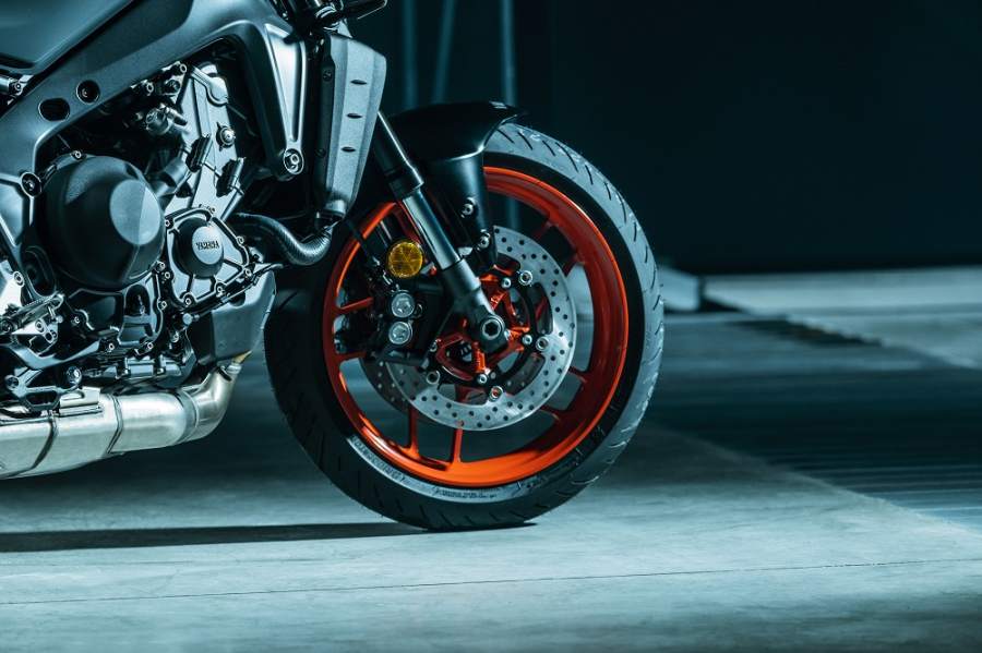 D&agrave;n ch&acirc;n mang thiết kế kh&aacute;c biệt tr&ecirc;n Yamaha MT-09 2021
