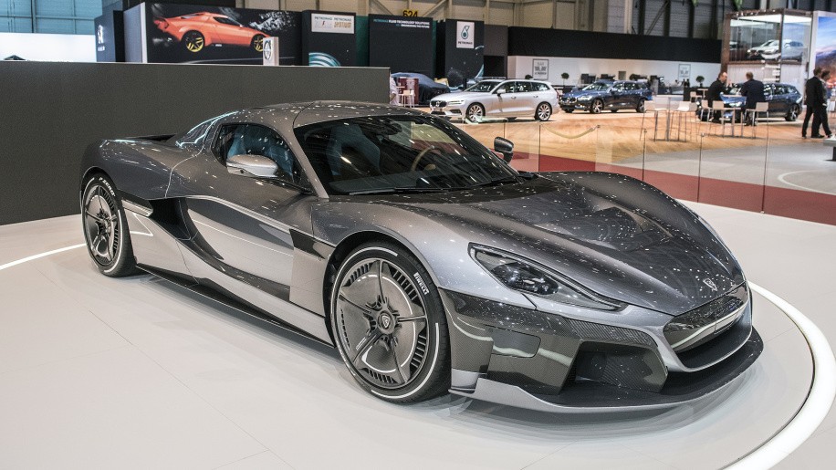 Siêu xe Rimac C_Two ra mắt trong triển lãm Ô tô Geneva 2018