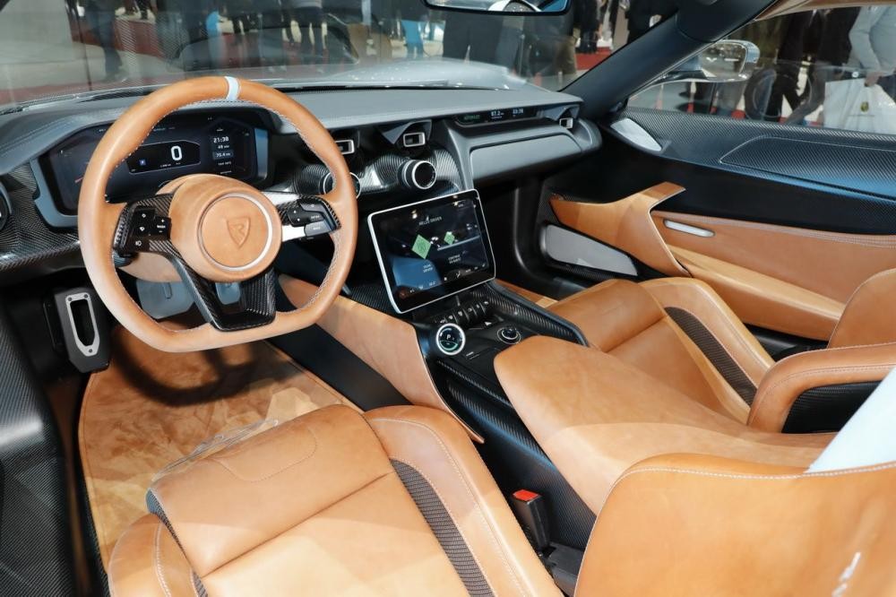 Nội thất bên trong Rimac C_Two