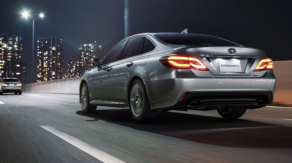 Toyota Crown 2021 vẫn dùng 3 động cơ cũ
