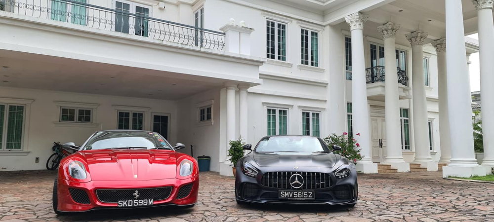 Cặp đôi siêu xe hiếm có, đắt tiền, chung một nhà của đại gia Singapore khiến nhiều người thèm muốn Cặp đôi siêu xe hiếm có, đắt tiền, chung một nhà của đại gia Singapore khiến nhiều người thèm muốn