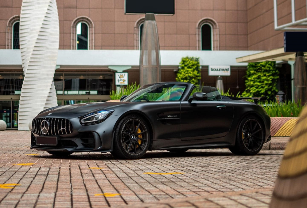 Mercedes-AMG GT R Roadster chỉ có 750 chiếc được sản xuất trên thế giới Mercedes-AMG GT R Roadster chỉ có 750 chiếc được sản xuất trên thế giới