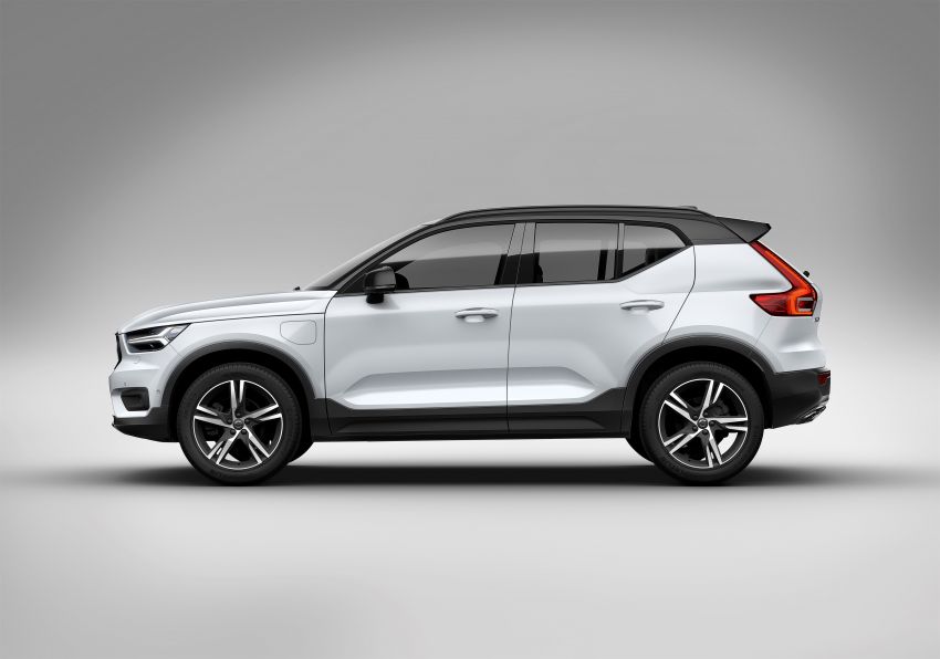 Volvo XC40 Recharge T5 2020 chỉ tiêu thụ 2,3 lít xăng/100 km