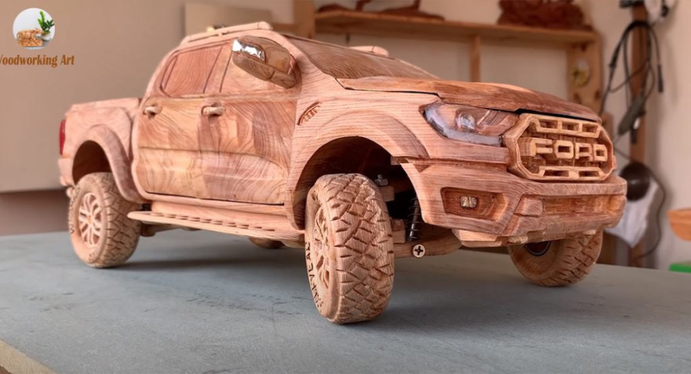 Thành quả cuối cùng là một mô hình Ford Ranger Raptor 2020 giống y xe thật