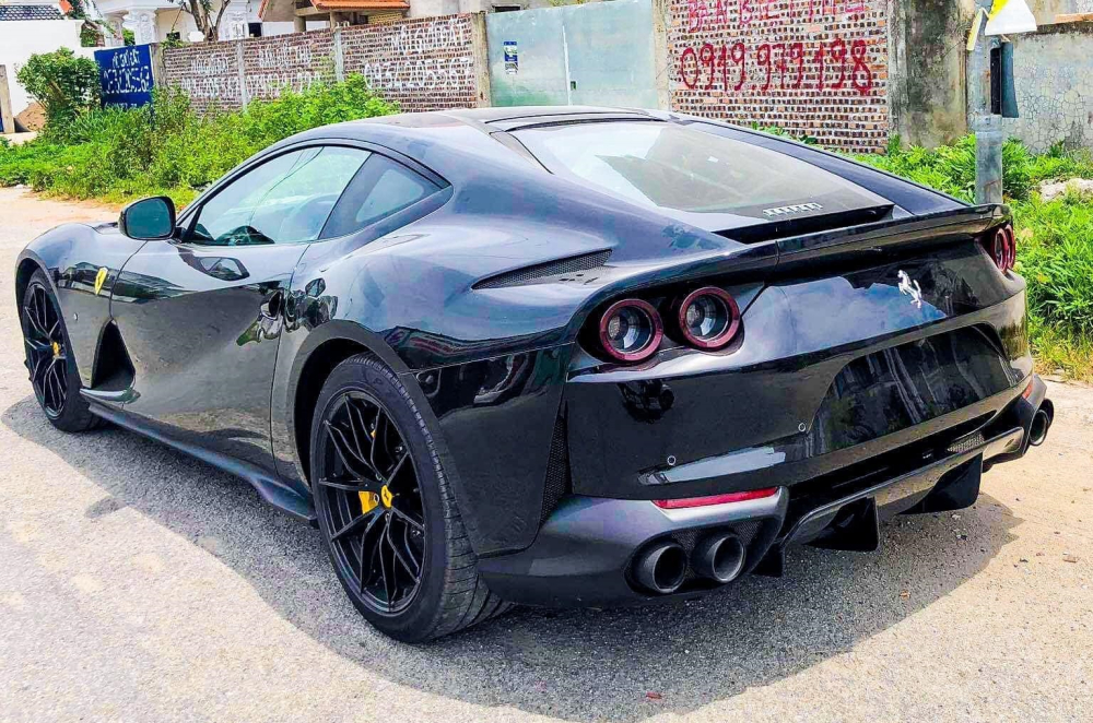 812 Superfast hiện đang là chiếc Ferrari nhanh nhất tại Việt Nam 812 Superfast hiện đang là chiếc Ferrari nhanh nhất tại Việt Nam
