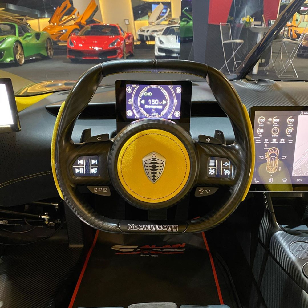 Koenigsegg Gemera chỉ được sản xuất 300 chiếc nhưng c&oacute; thể đ&atilde; ch&aacute;y h&agrave;ng với nhiều t&iacute;nh năng th&uacute; vị của m&igrave;nh, bao gồm nội thất 4 chỗ ngồi