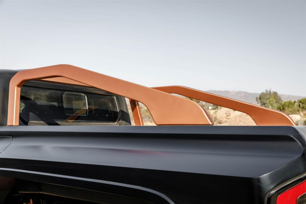Vai bò của Rezvani Hercules 6×6 Vai bò của Rezvani Hercules 6×6