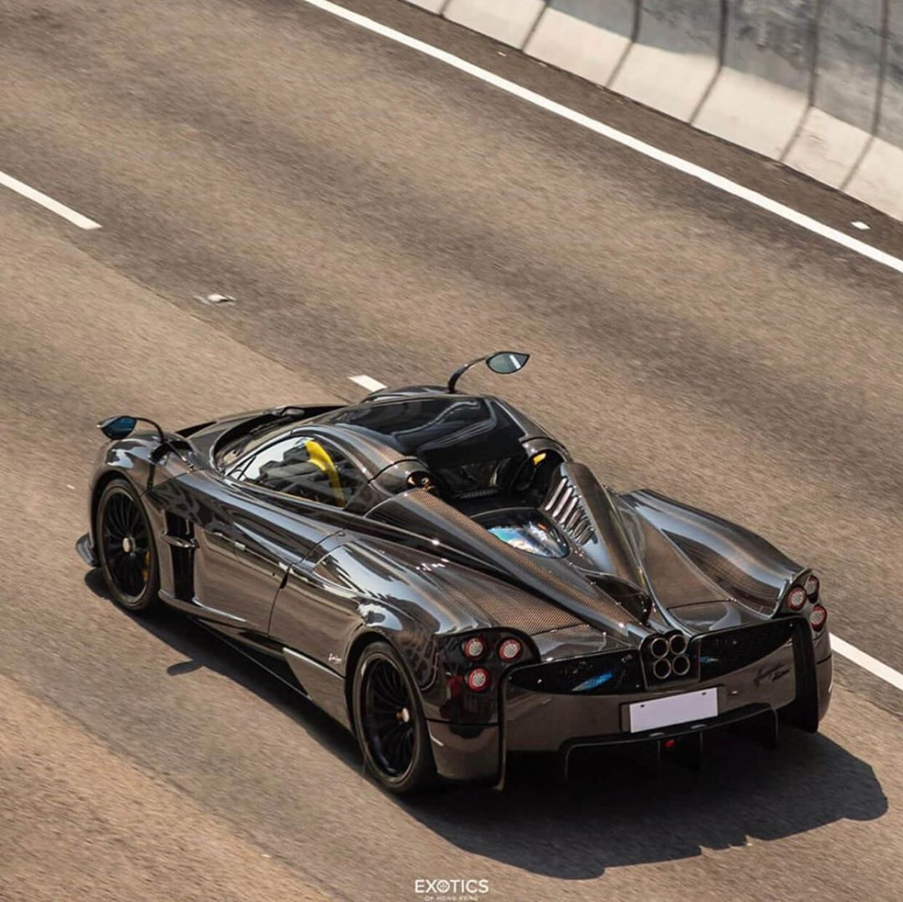 Diện mạo của chiếc Pagani Huayra mui trần thứ 100 tr&ecirc;n thế giới