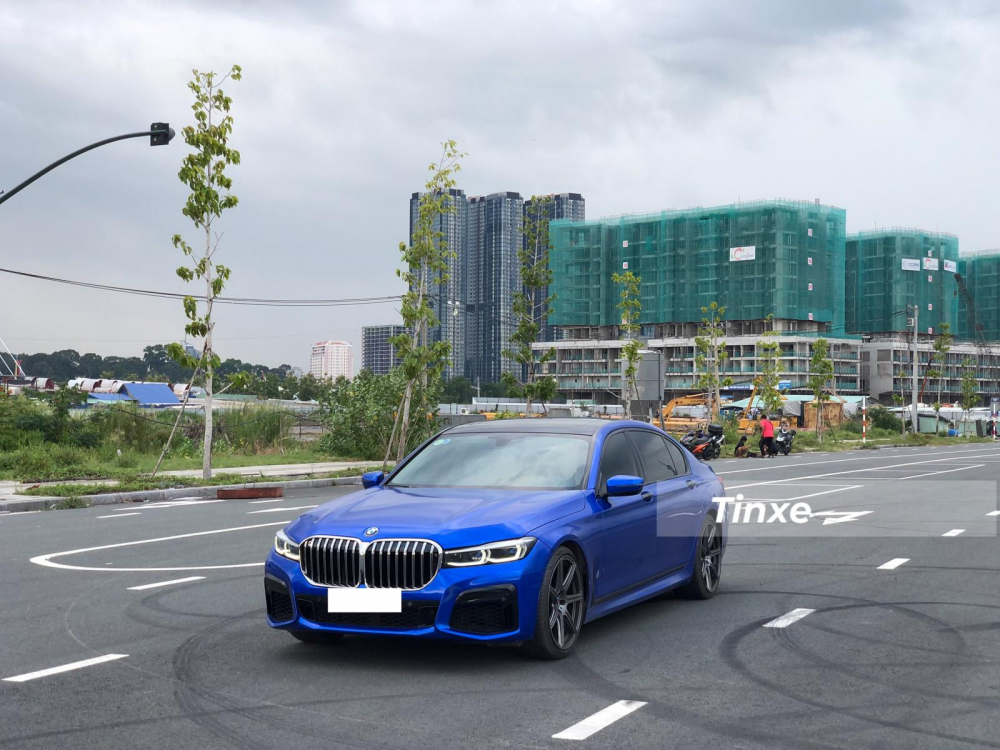 Ngoại h&igrave;nh của chiếc sedan hạng sang hơn 5 tuổi đ&atilde; trở n&ecirc;n rất kh&aacute;c biệt sau lần n&acirc;ng cấp n&agrave;y