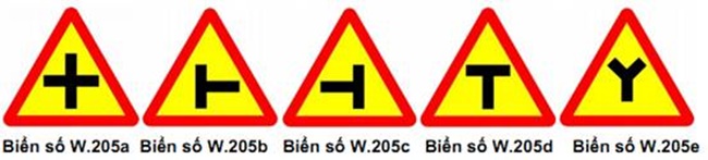 Nhóm biển báo đường giao nhau cùng cấp Nhóm biển báo đường giao nhau cùng cấp