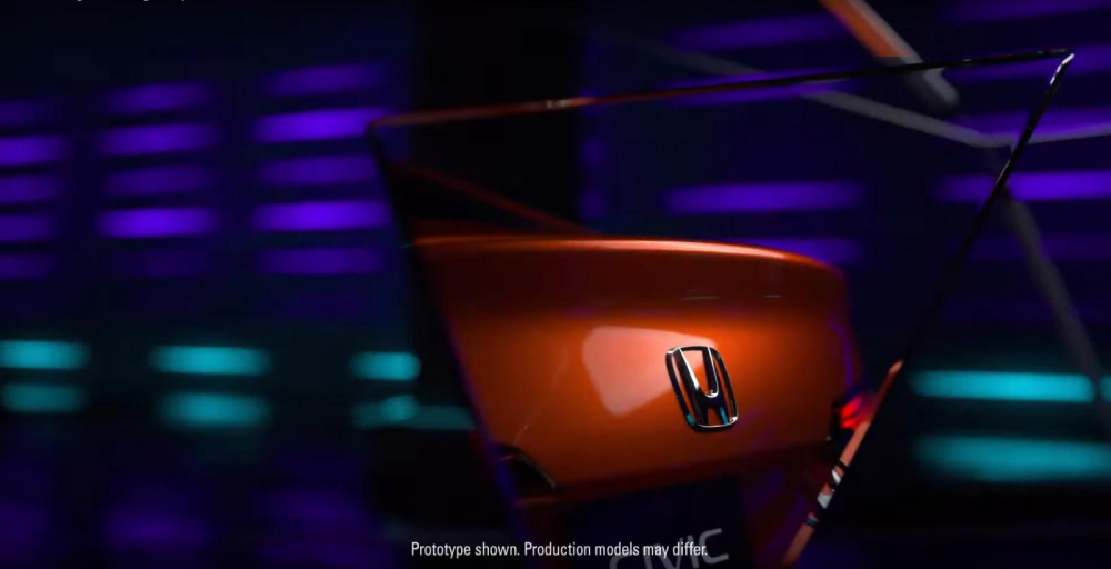 Logo Honda vẫn nằm giữa tr&ecirc;n nắp cốp sau