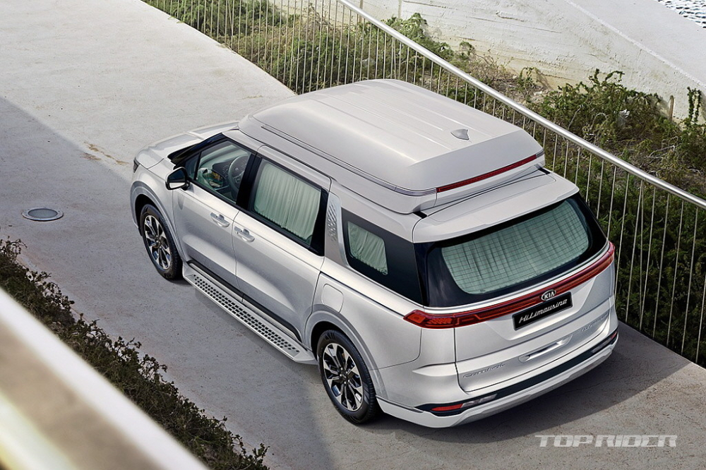 Kia Sedona Hi Limousine 2021 sở hữu n&oacute;c cao hơn bản thường