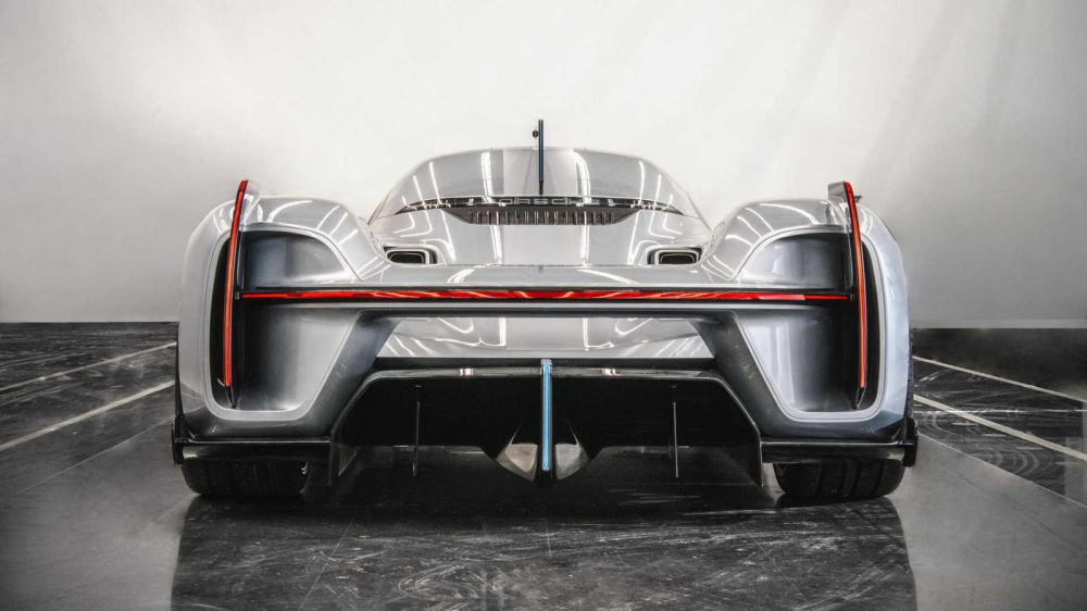 Trực diện đuôi của Porsche 919 Street Trực diện đuôi của Porsche 919 Street
