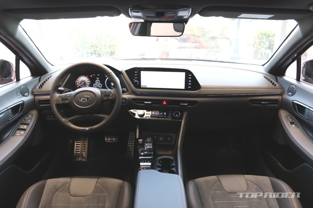 Nội thất bên trong Hyundai Sonata N Line 2021
