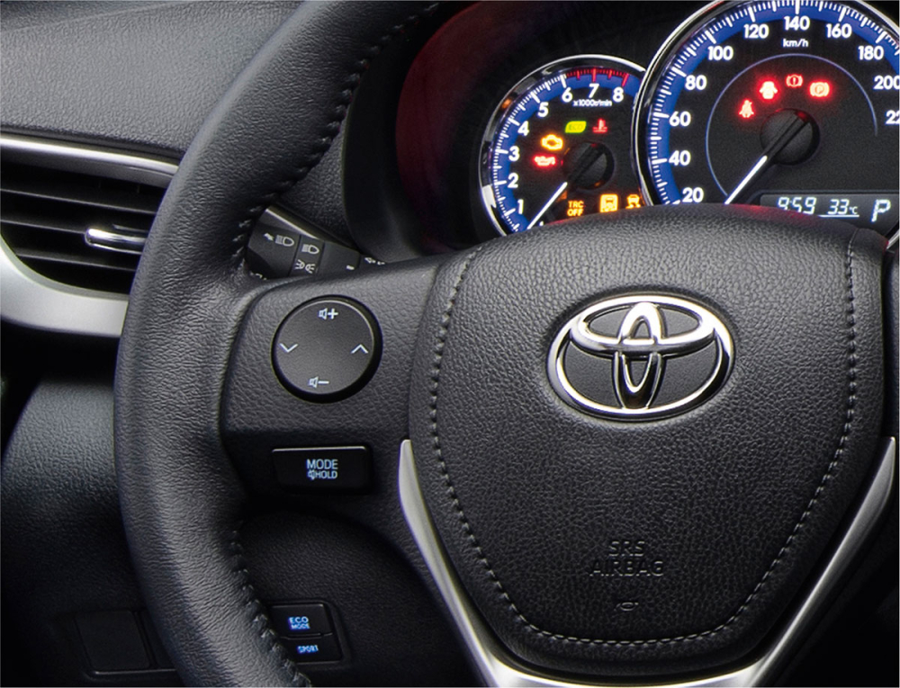 Bảng đồng hồ Optitron với m&agrave;n h&igrave;nh m&agrave;u đa th&ocirc;ng tin của Toyota Vios 2020