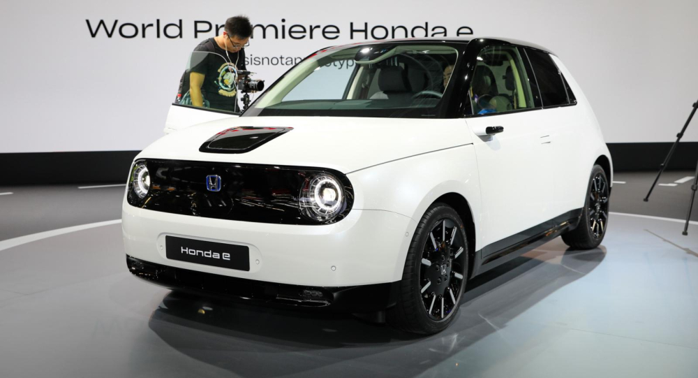 Honda e đ&atilde; được nhận giải Xe của năm 2021 tại Đức
