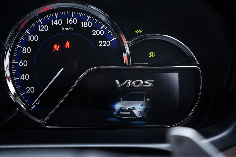 Bảng đồng hồ Optitron của Toyota Vios 2020