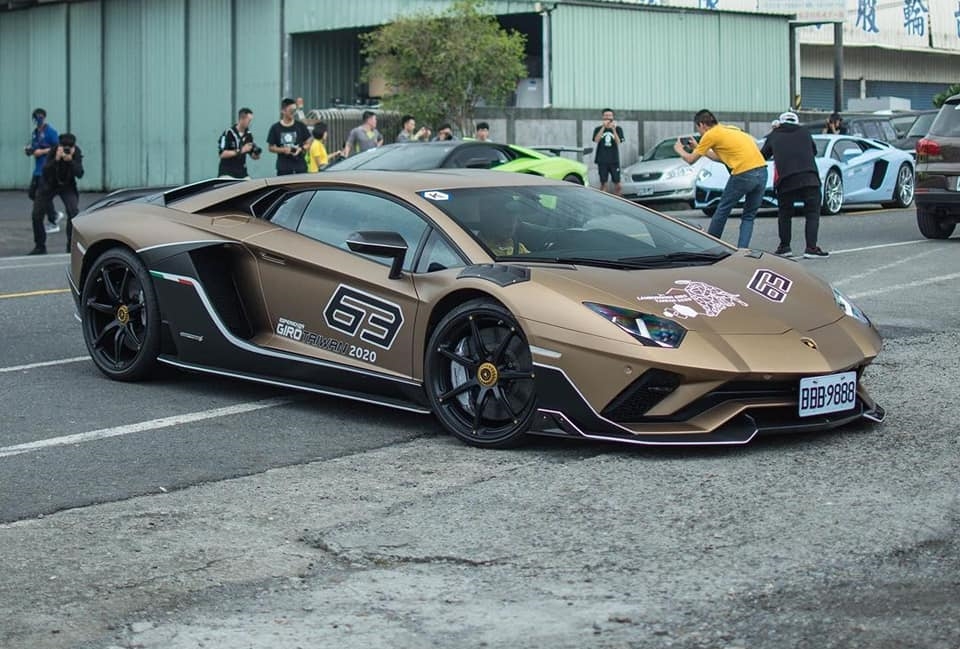 Lamborghini Aventador S Taiwan Edition nổi bần bật trong sự kiện của Lamborghini Taiwan