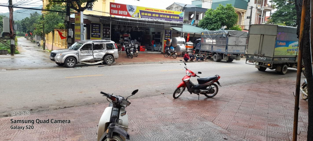 Vụ tai nạn khiến không ít người dân sinh sống gần đây hoảng sợ