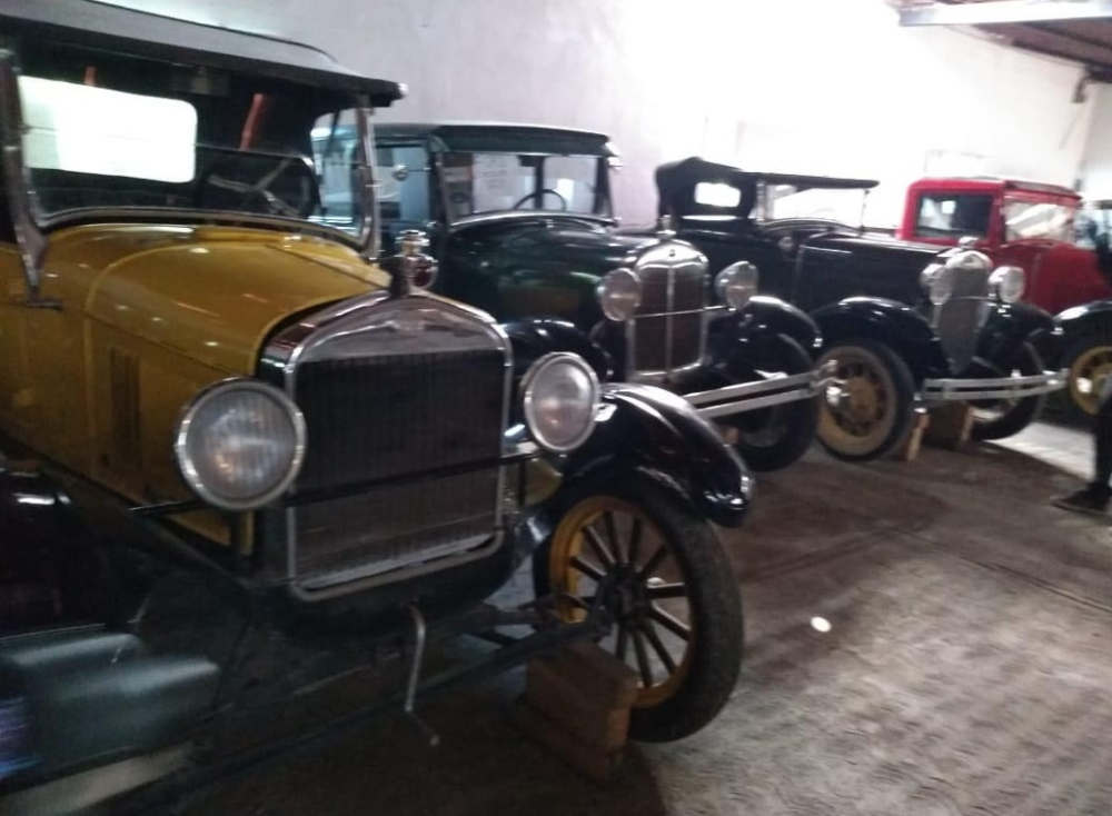 Những chiếc Ford cổ trong bộ sưu tập của Collins